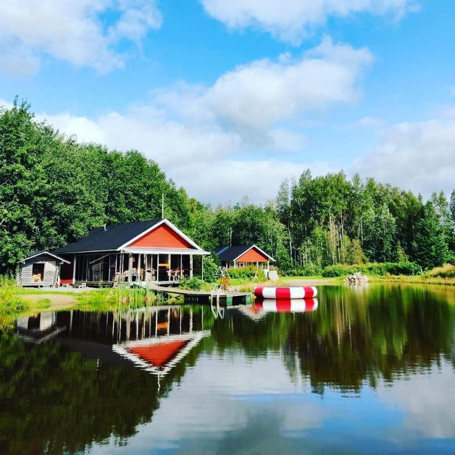 Hannunluhdan Lomamoekit Karijoki Eksteriør bilde